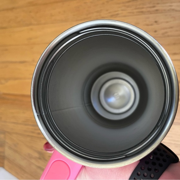 2024 Stanley 40oz Tumbler (Wicked Theme, Glinda) with new straws. - Picture 10 of 12